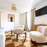 Cosy Flat In Saint-germain Des Pres פריז