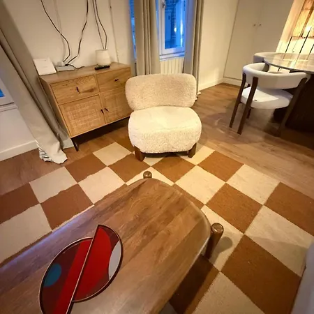 Cosy Flat In Saint-germain Des Pres 4*