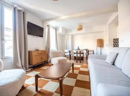 Cosy Flat In Saint-germain Des Pres Apart Otel Paris